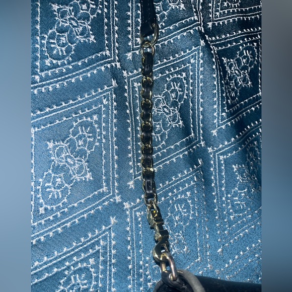 Tory Burch Alexa Crossbody - Picture 5 of 9